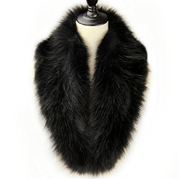 Extra Large Women's Faux Fur Collar for Winter Coa - Picture 4 of 8